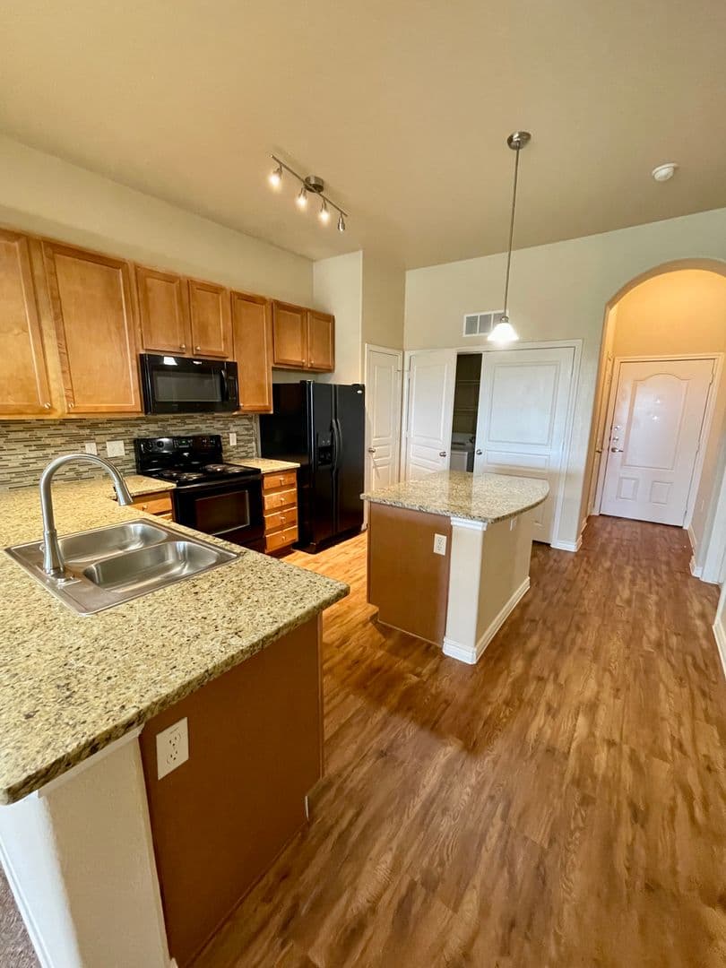 Avanti Hills 20 of 29