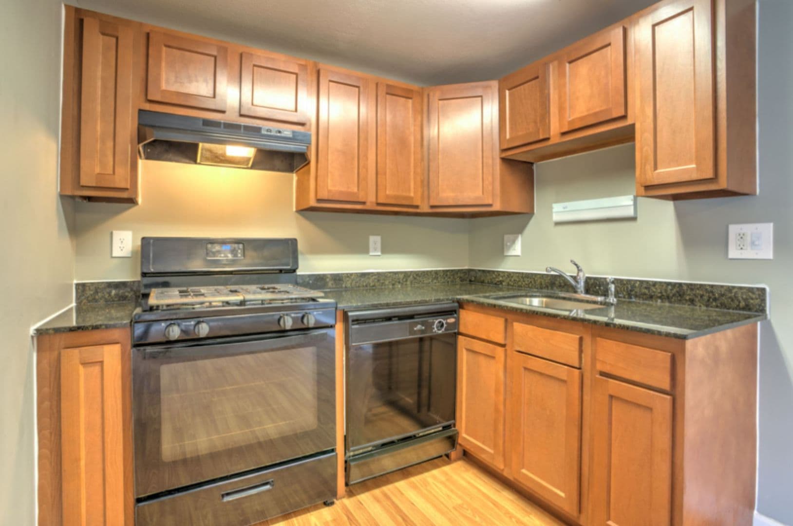 Heatherton Estates 13 of 16