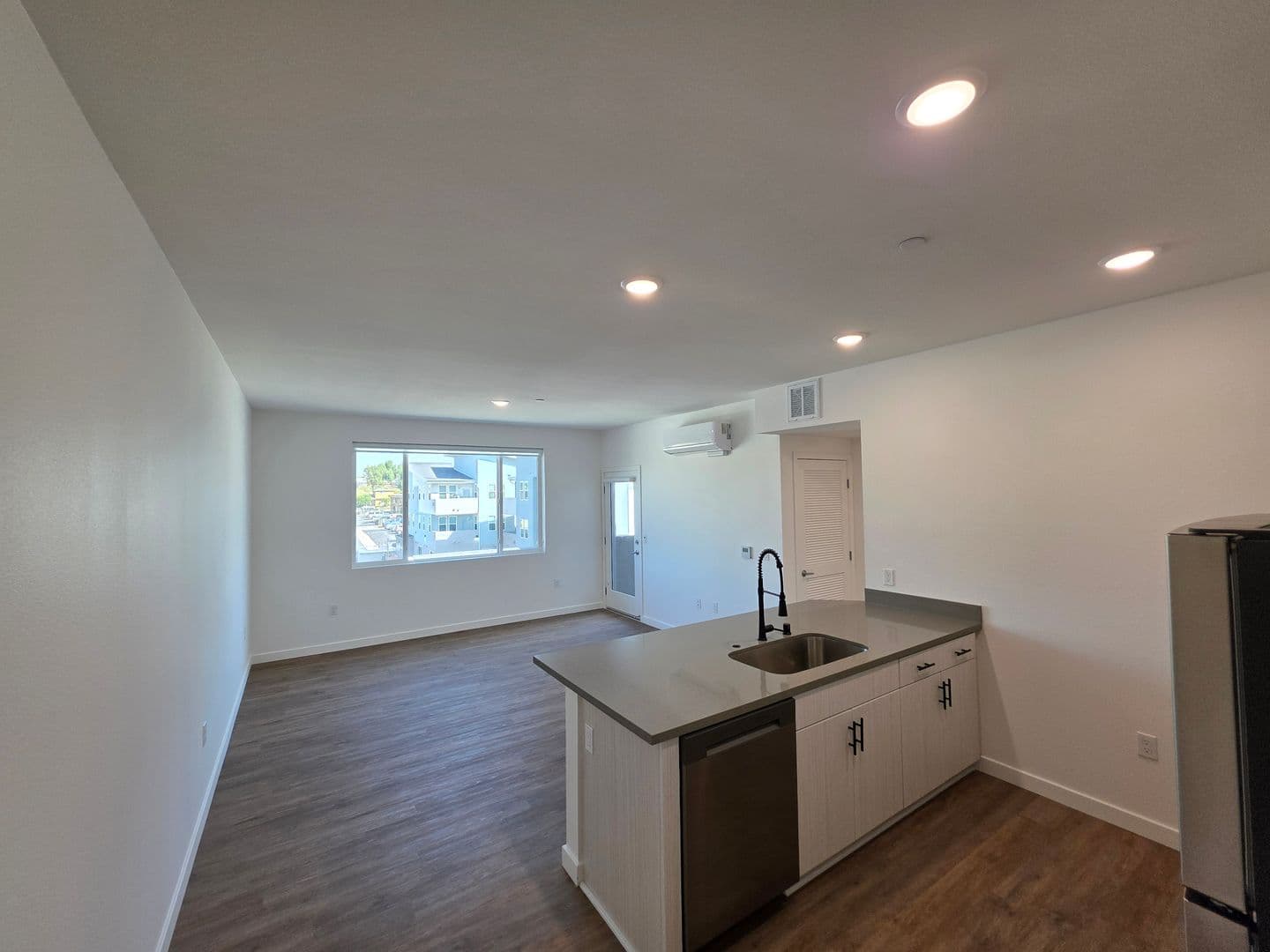 Talas Apartments 2 of 11