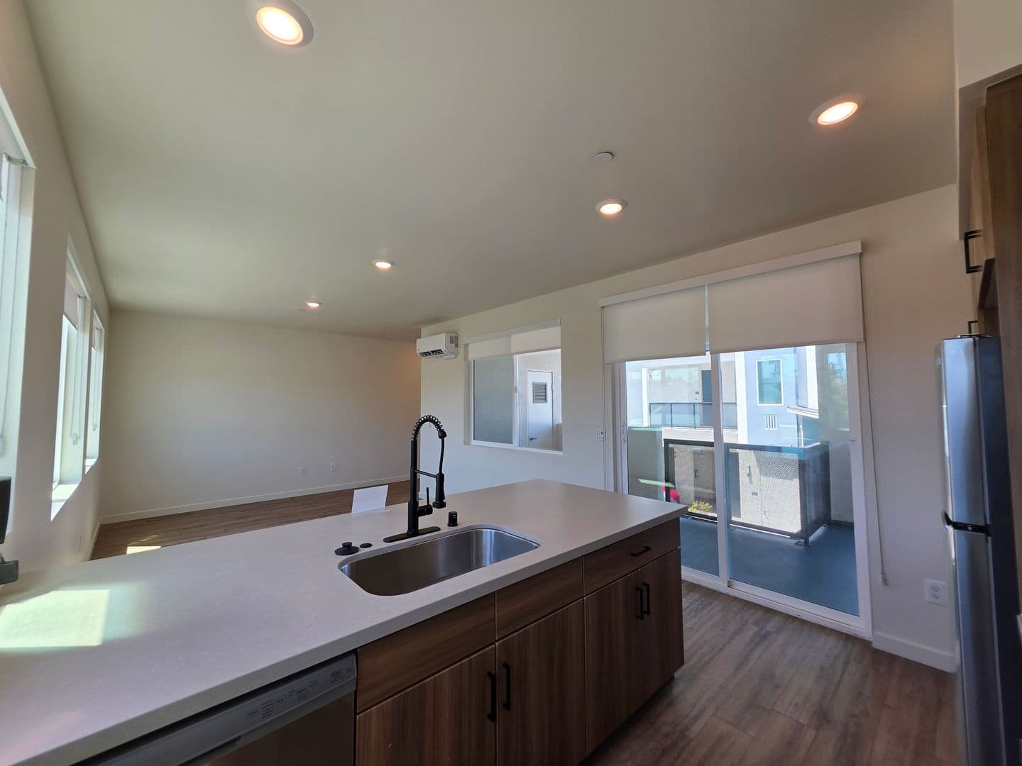 611 Highland 16 of 17