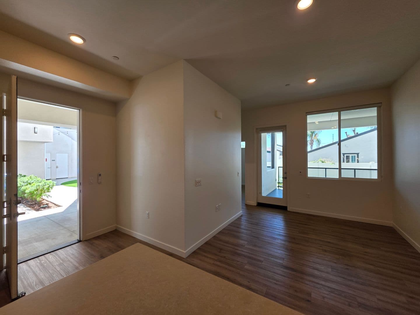 611 Highland 12 of 22