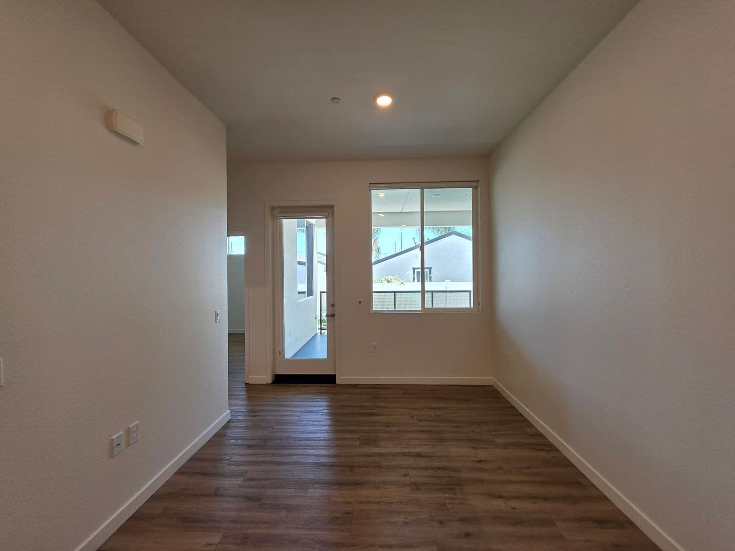 611 Highland 10 of 22