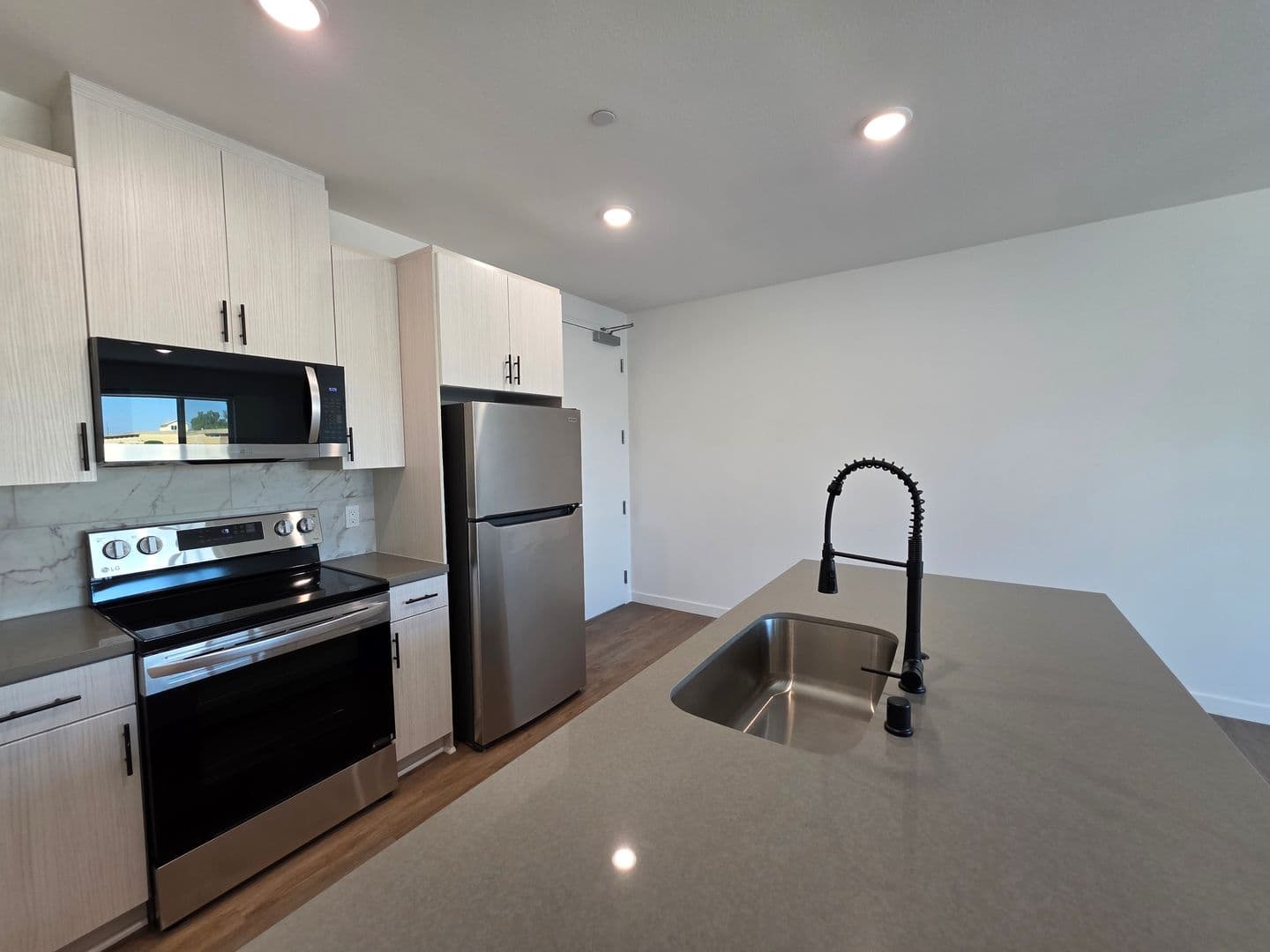 Talas Apartments 1 of 11