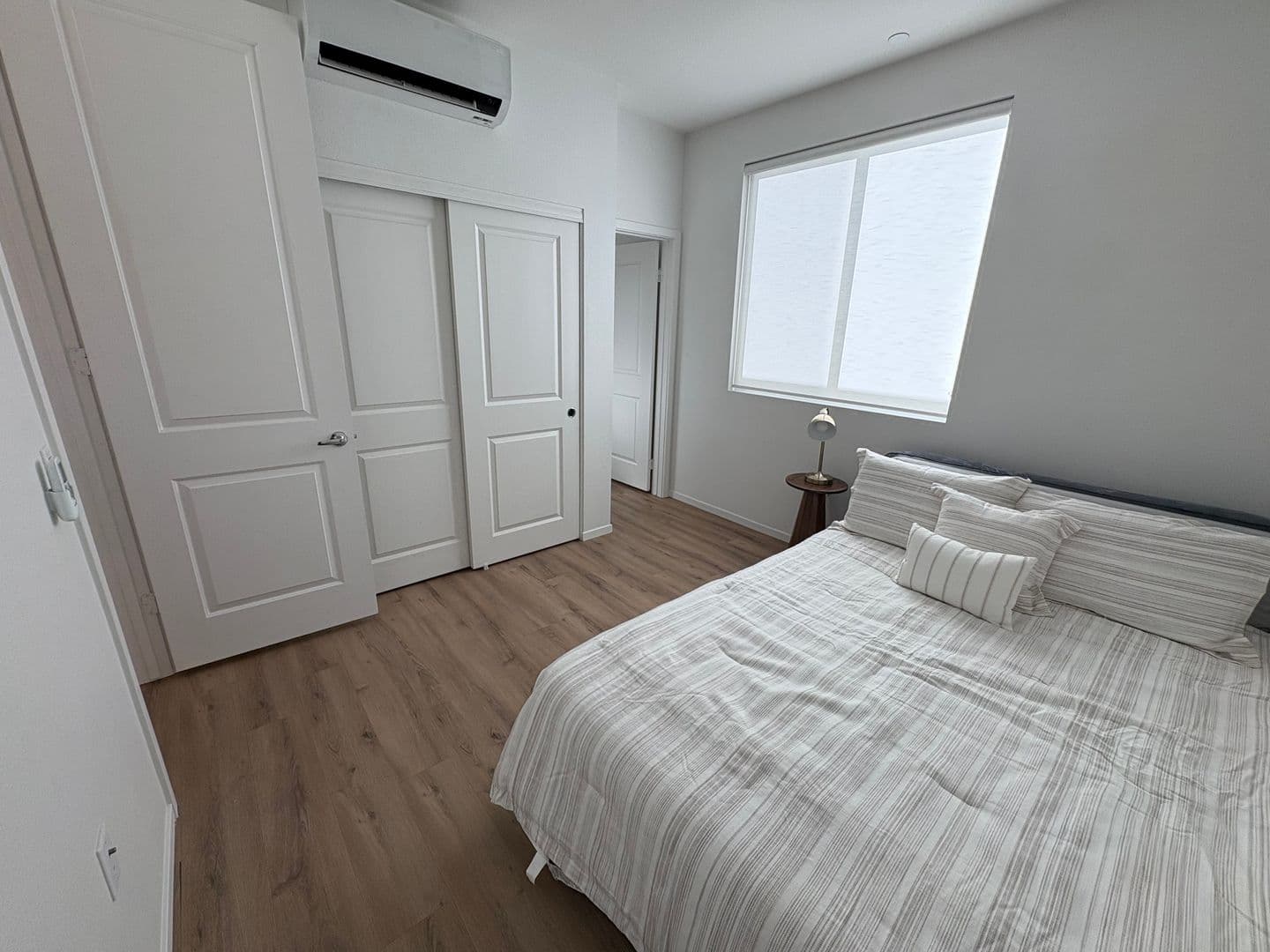 Division &amp; Highland Rowhomes 8 of 8