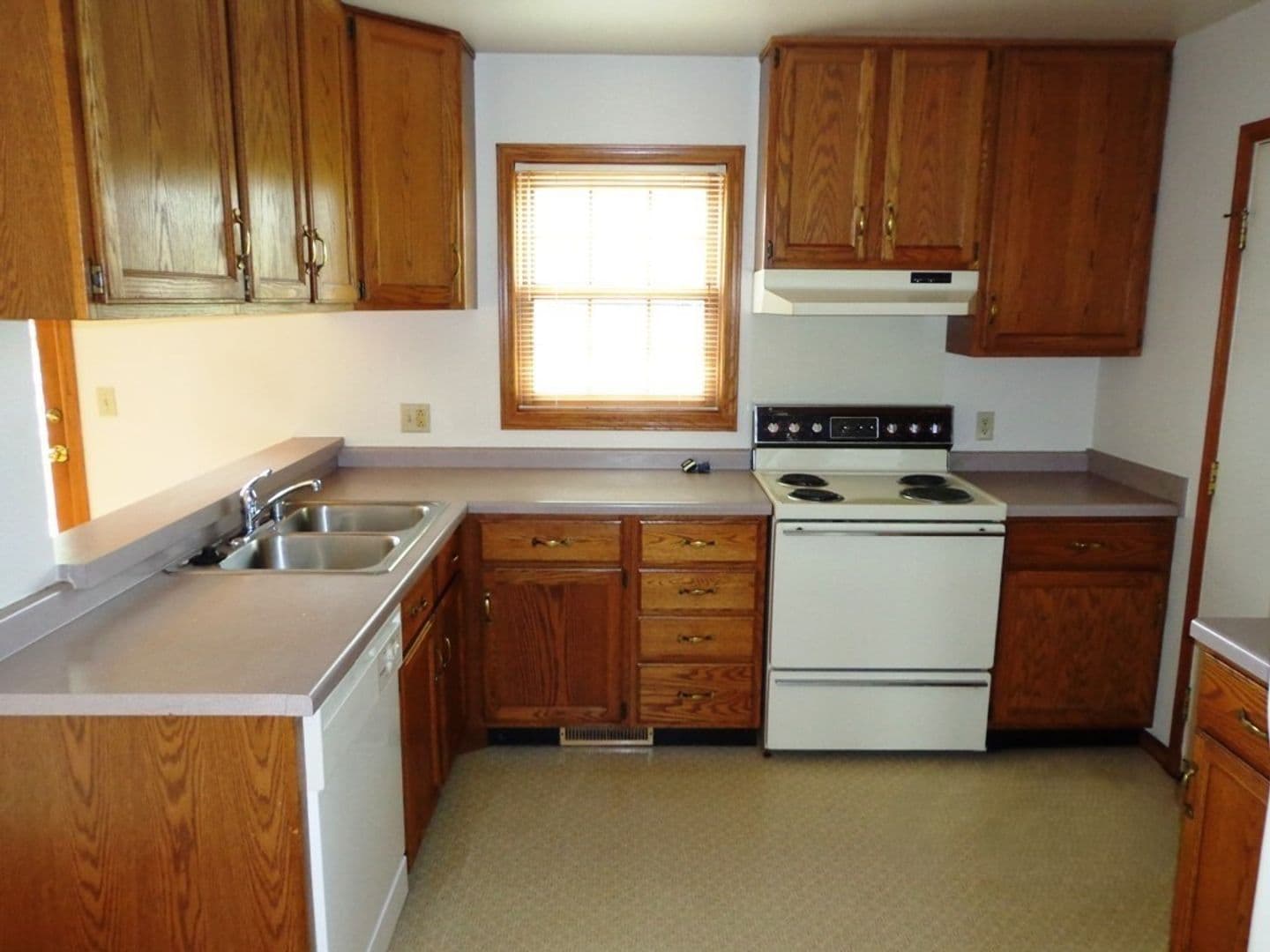 Woodridge Housing 2 of 20