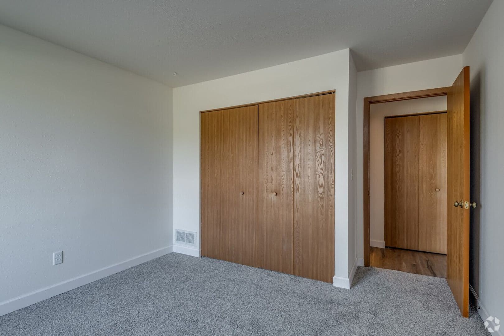 Newbury Place Apartment Homes 17 of 22