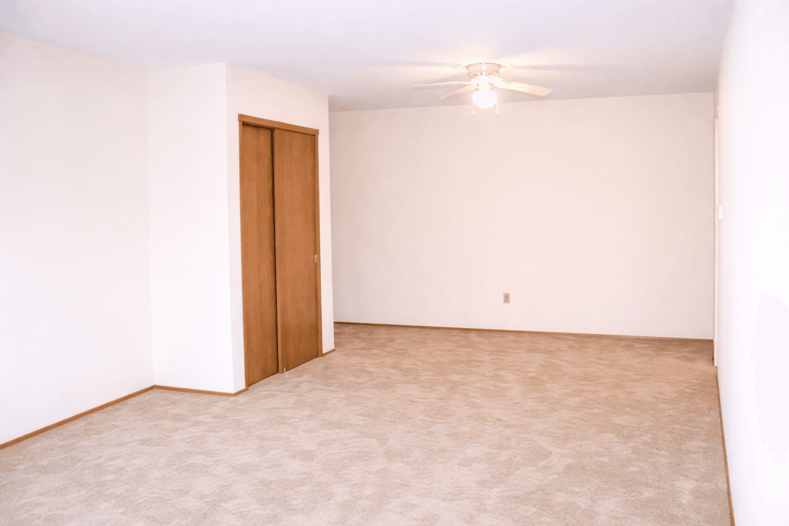 Oak Park Apartment Homes 2 of 7