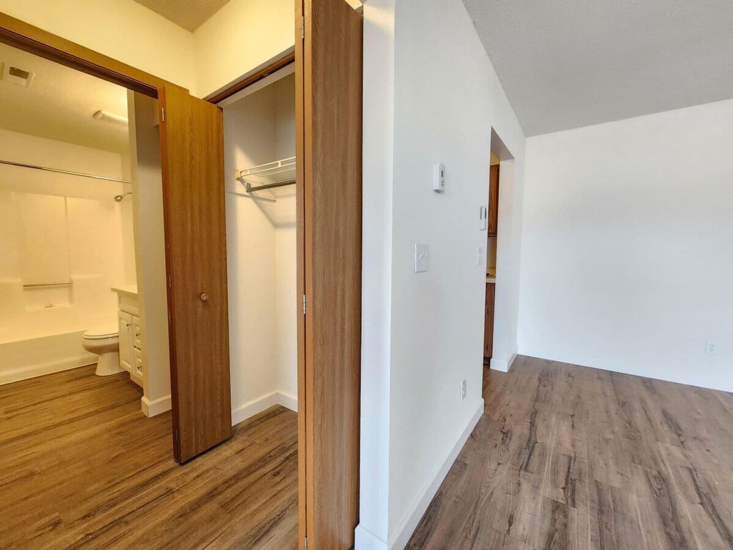 Newbury Place Apartment Homes 8 of 17