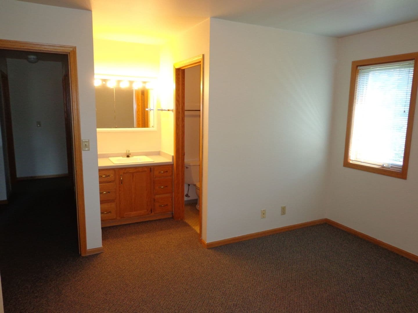 Woodridge Housing 10 of 14