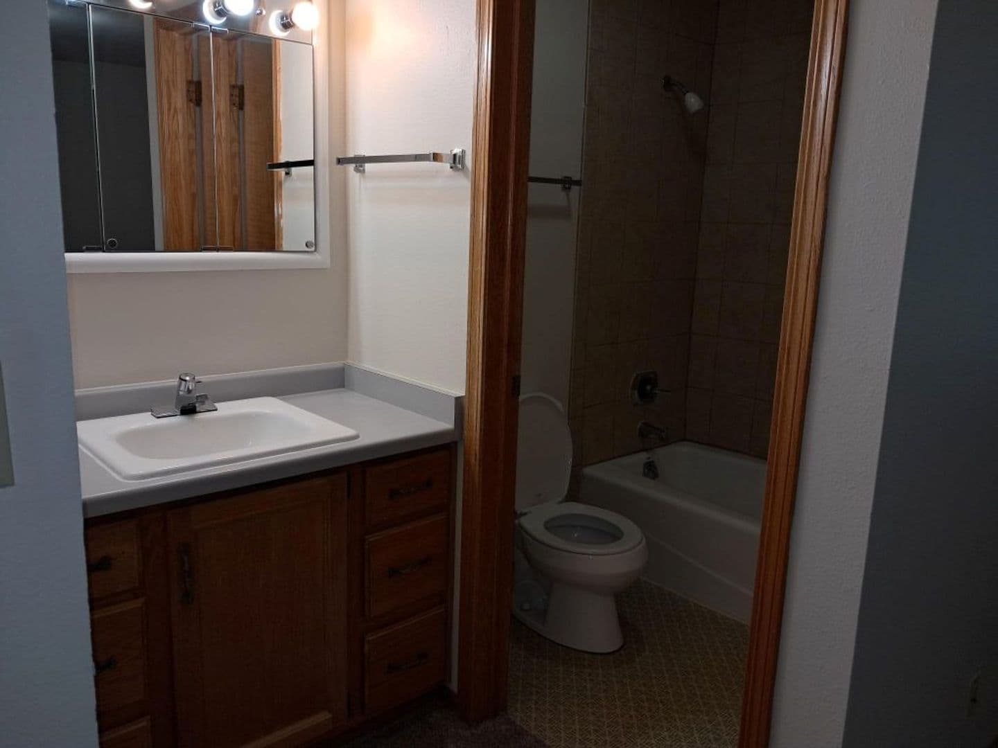 Woodridge Housing 26 of 27
