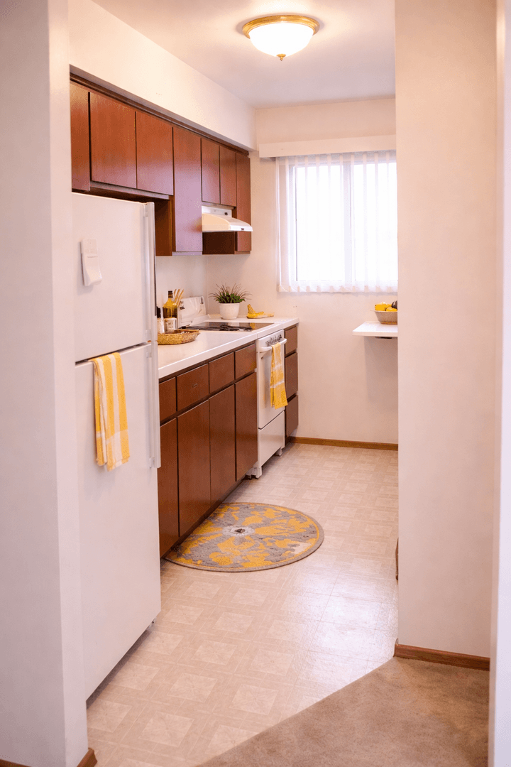 Oak Park Apartment Homes 3 of 7