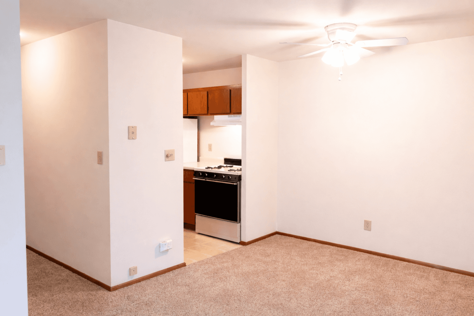 Graceland Gardens Apartment Homes 9 of 25