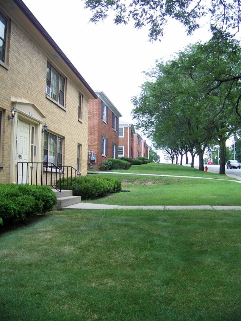 Longfellow Garden Apartment Homes 27 of 38