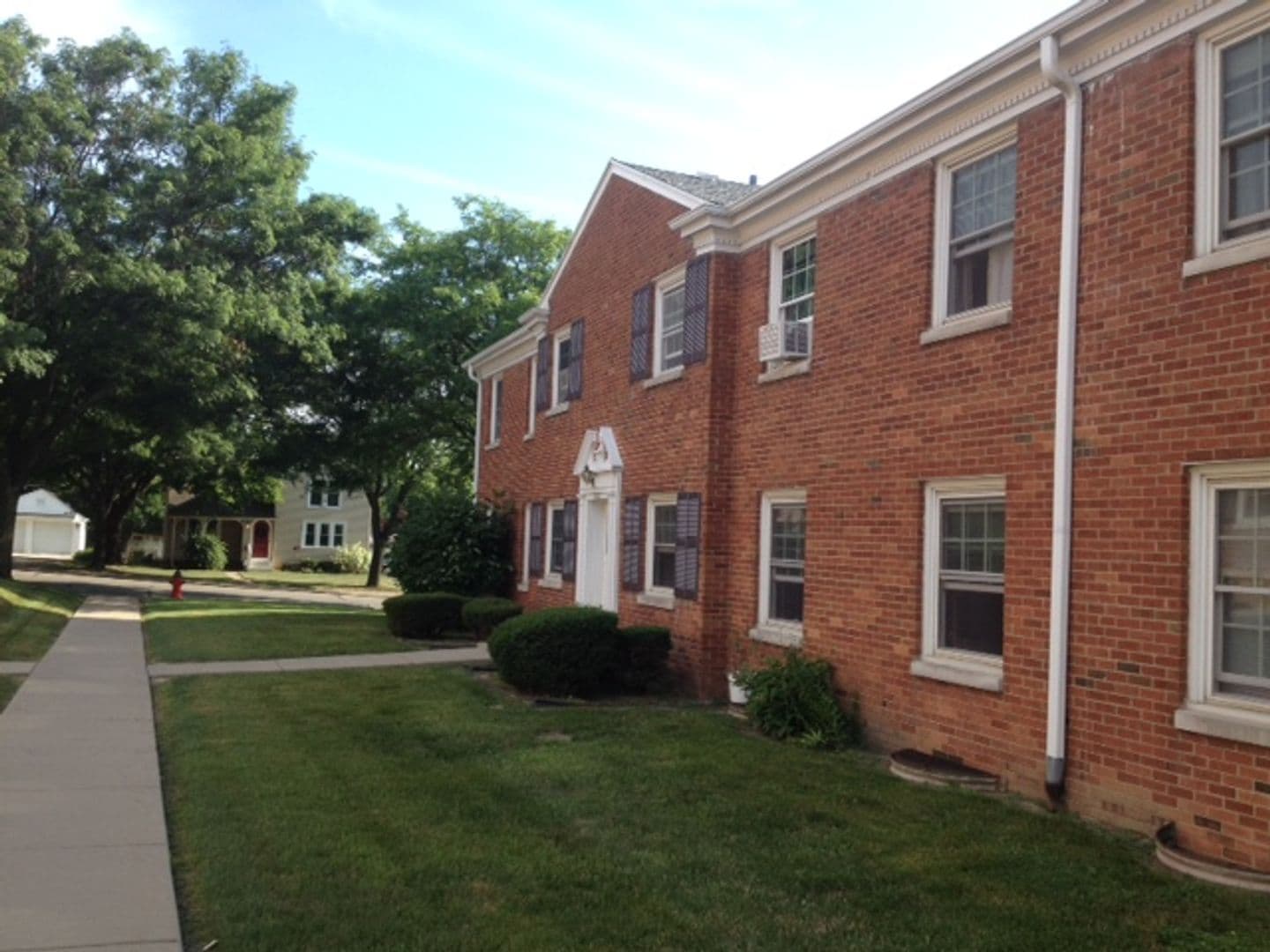 Longfellow Garden Apartment Homes 32 of 38