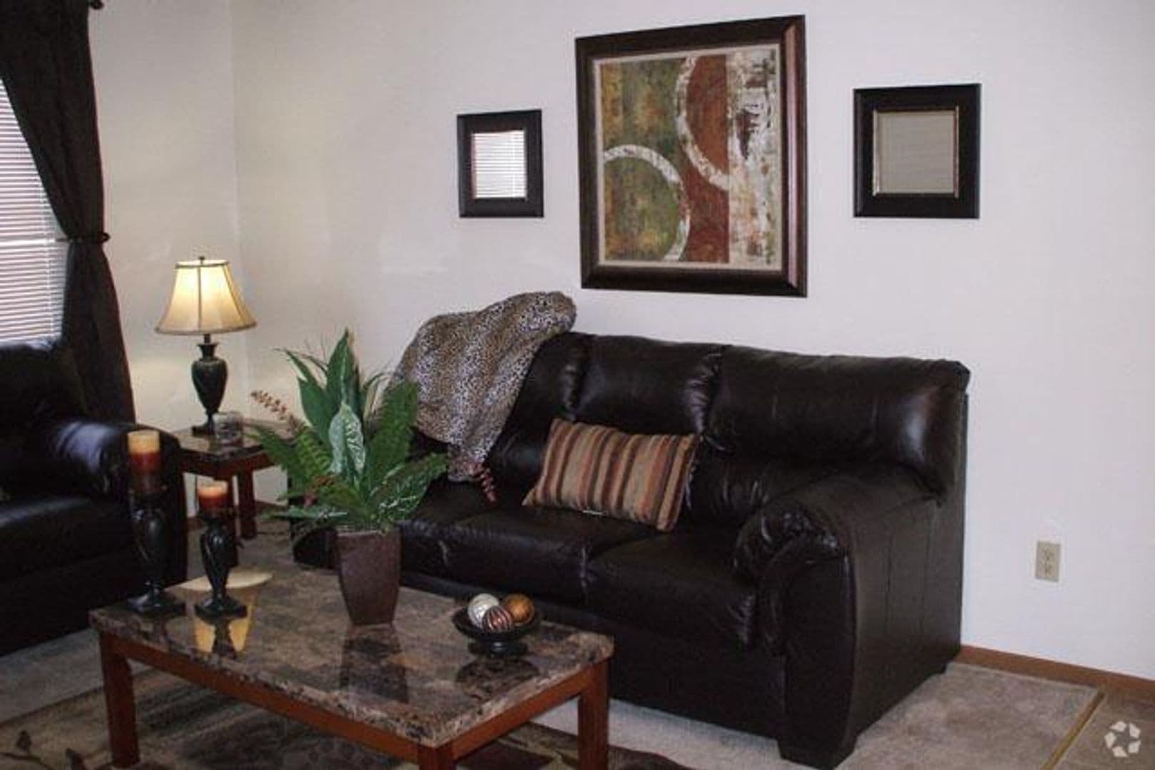 Deckner Manor Apartments 8 of 13