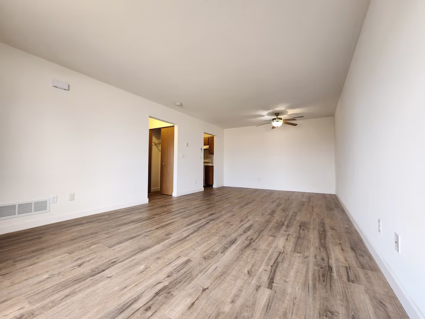 Newbury Place Apartment Homes 8 of 22