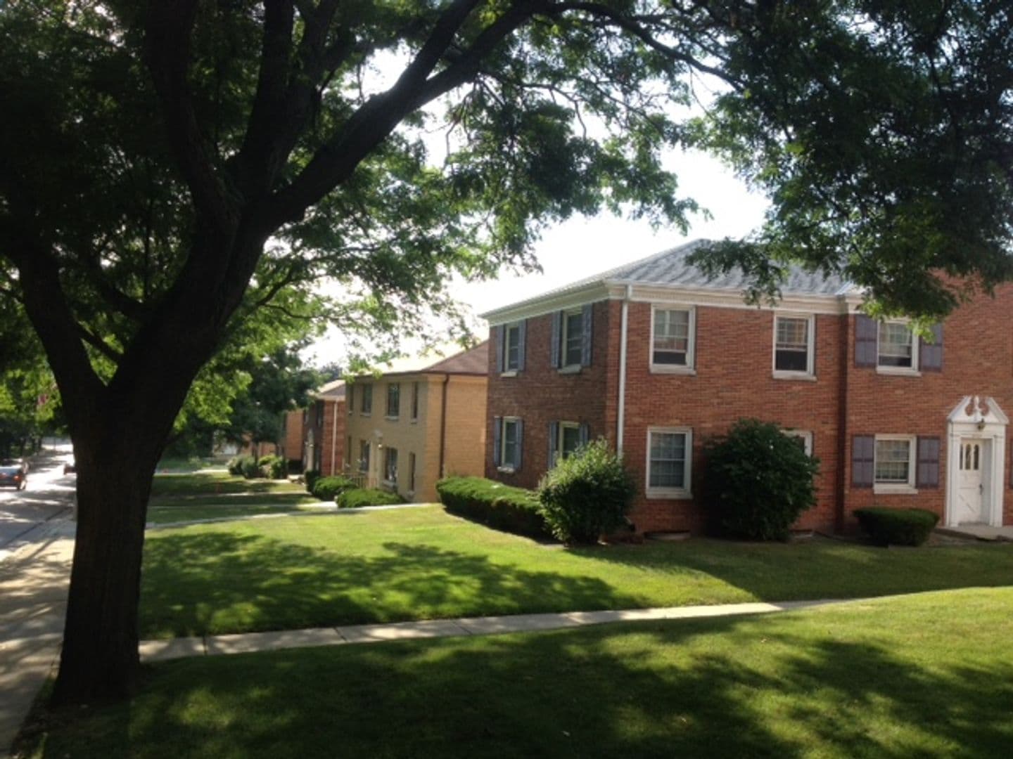 Longfellow Garden Apartment Homes 33 of 38