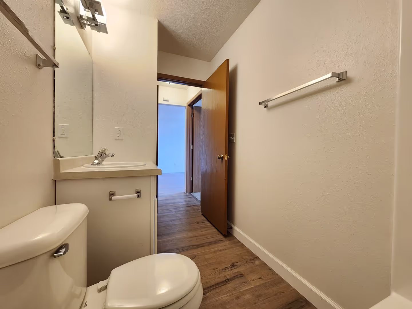 Newbury Place Apartment Homes 11 of 17