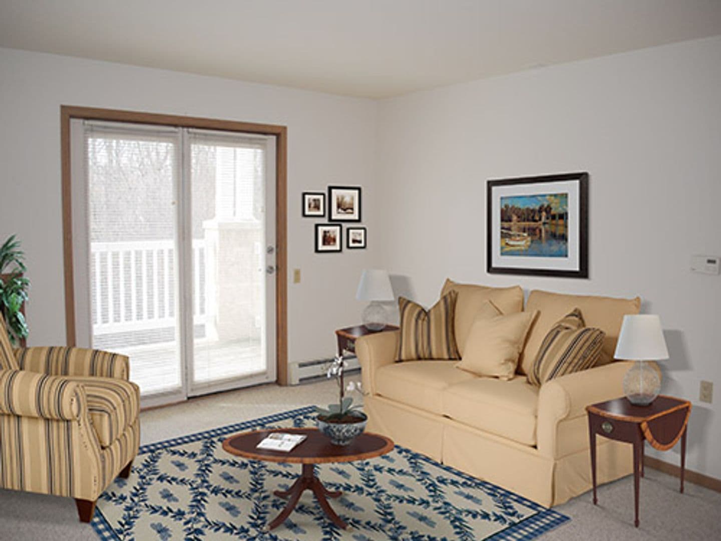 White Oaks Apartment Homes 2 of 25