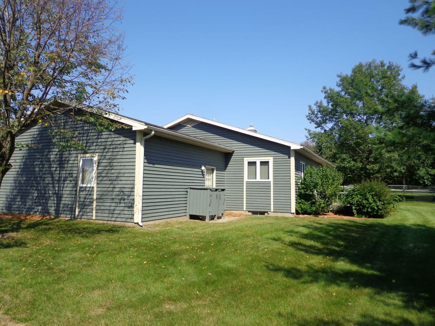 Woodridge Housing 2 of 28