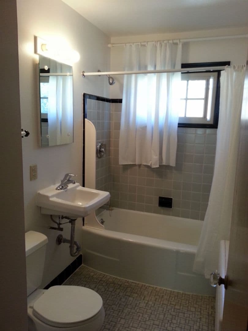 Longfellow Garden Apartment Homes 16 of 38