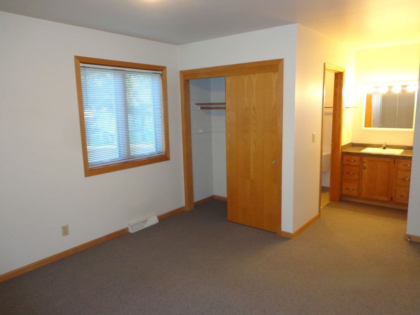 Woodridge Housing 12 of 16