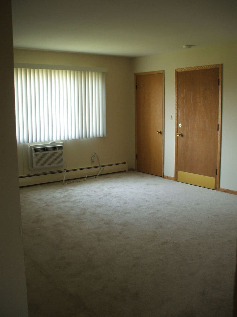 Oak Park Apartment Homes 5 of 10