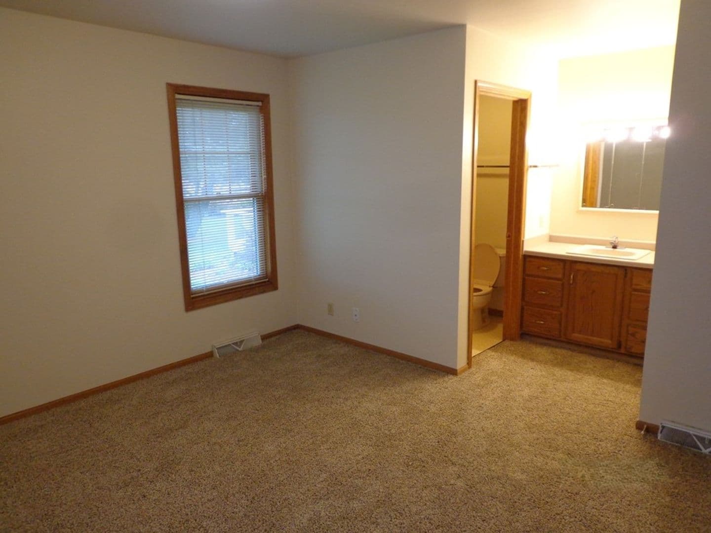 Woodridge Housing 11 of 20