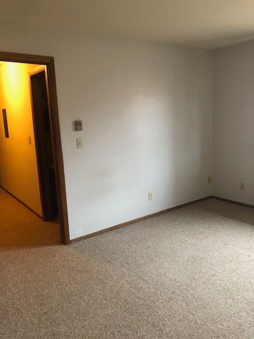 Longfellow Garden Apartment Homes 13 of 15