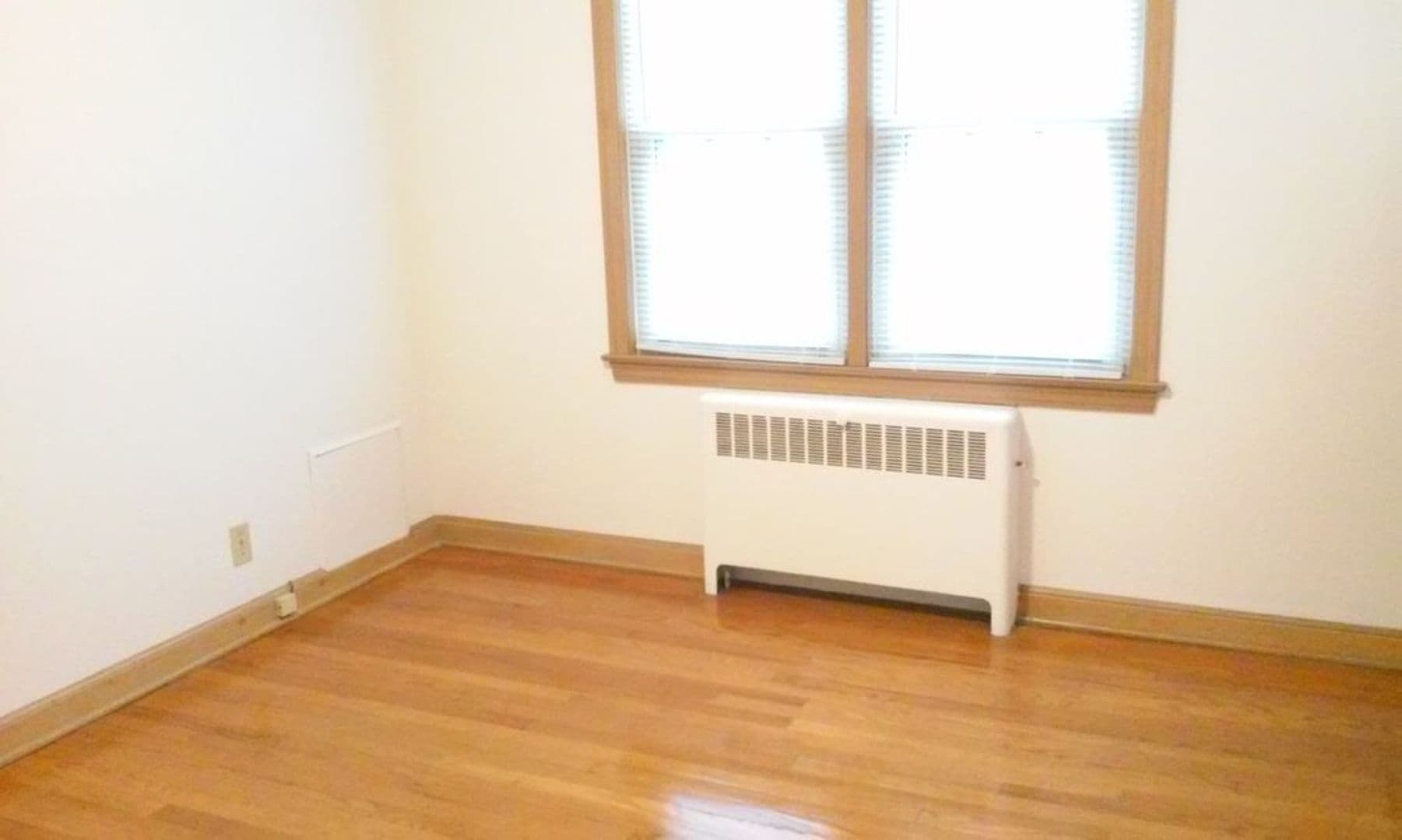 Longfellow Garden Apartment Homes 21 of 38