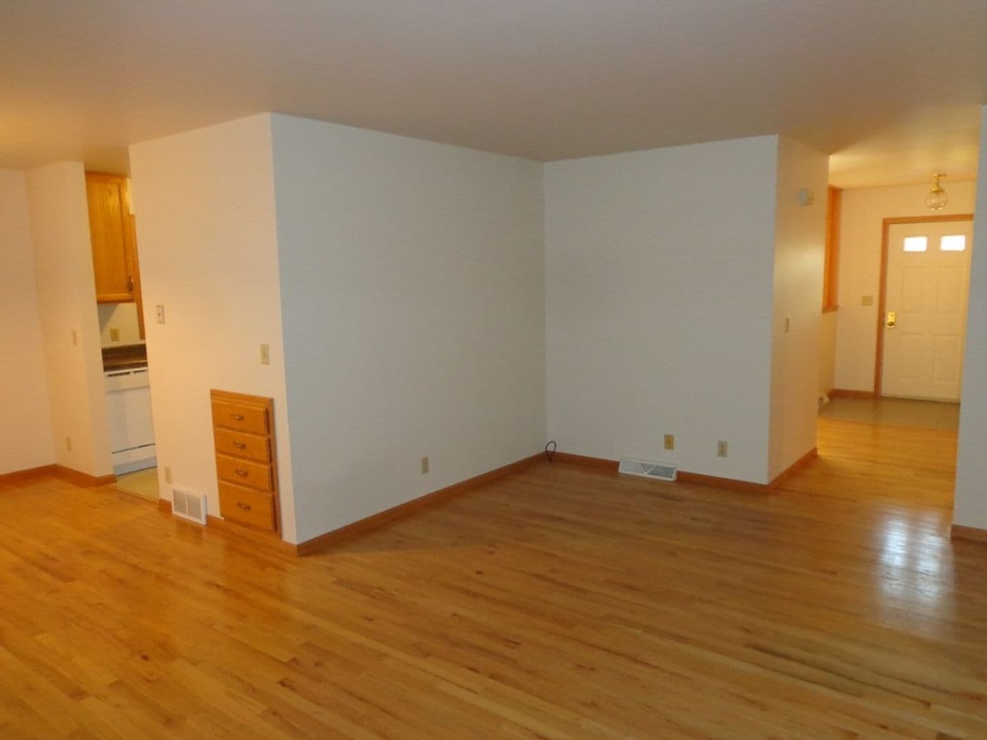 Woodridge Housing 3 of 16