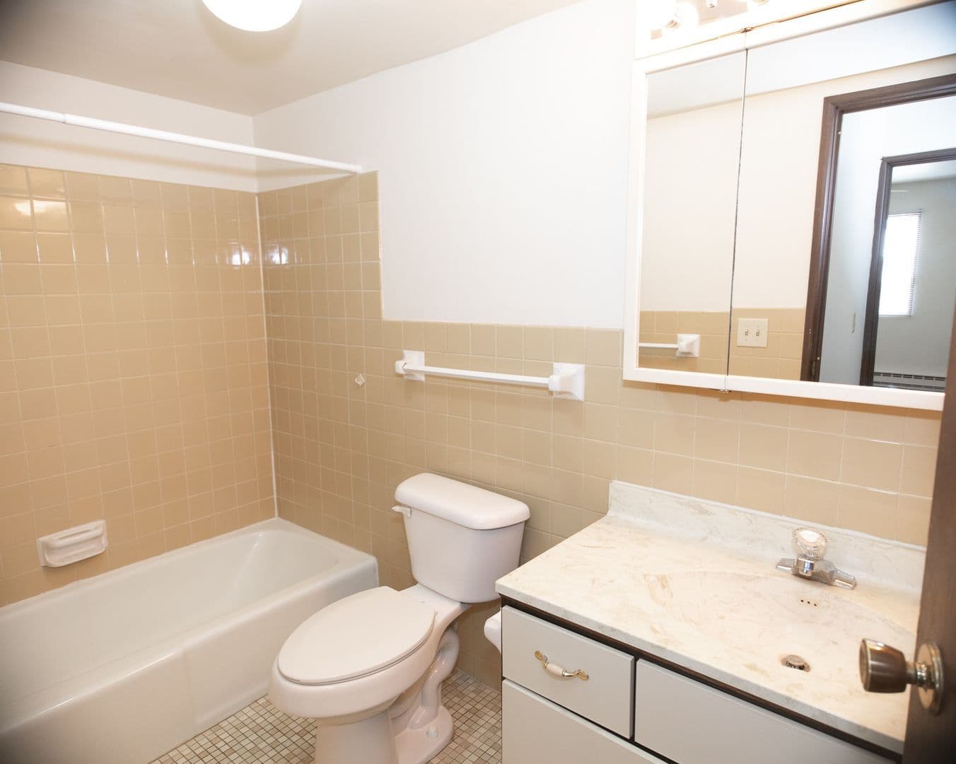 Silver Lake Apartment Homes, SLAH LLC 9 of 9