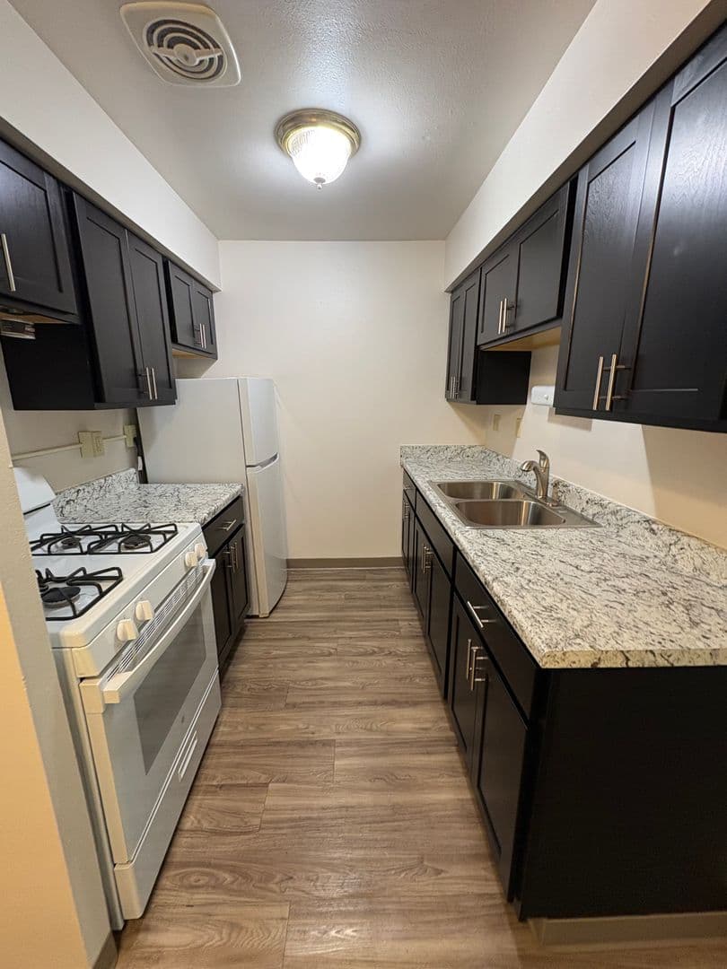 Woodland Court Apartment Homes 11 of 12
