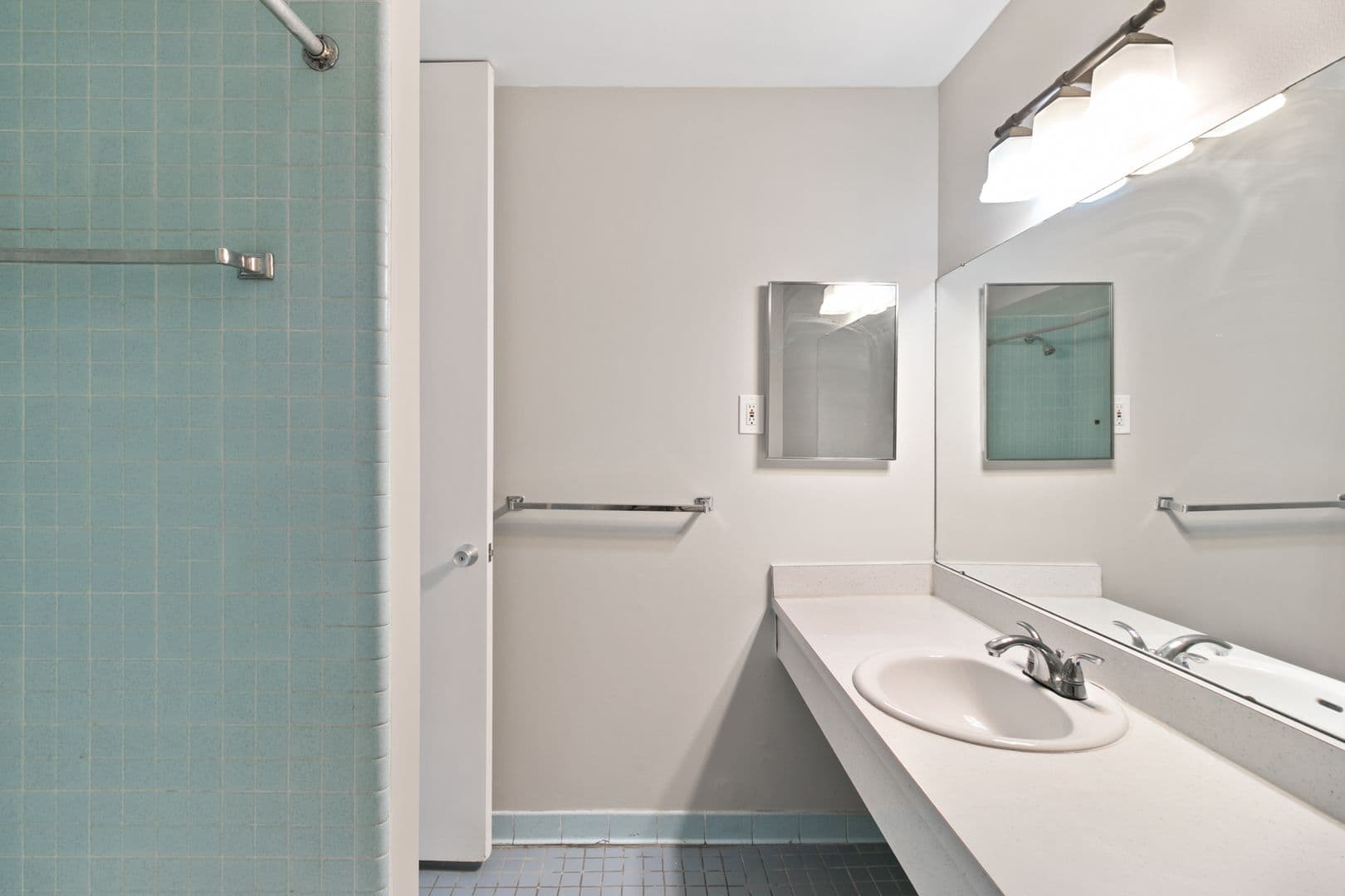 Groveland Apartment Partners (B)- Groveland Apartment Partners, LLC 4 of 20