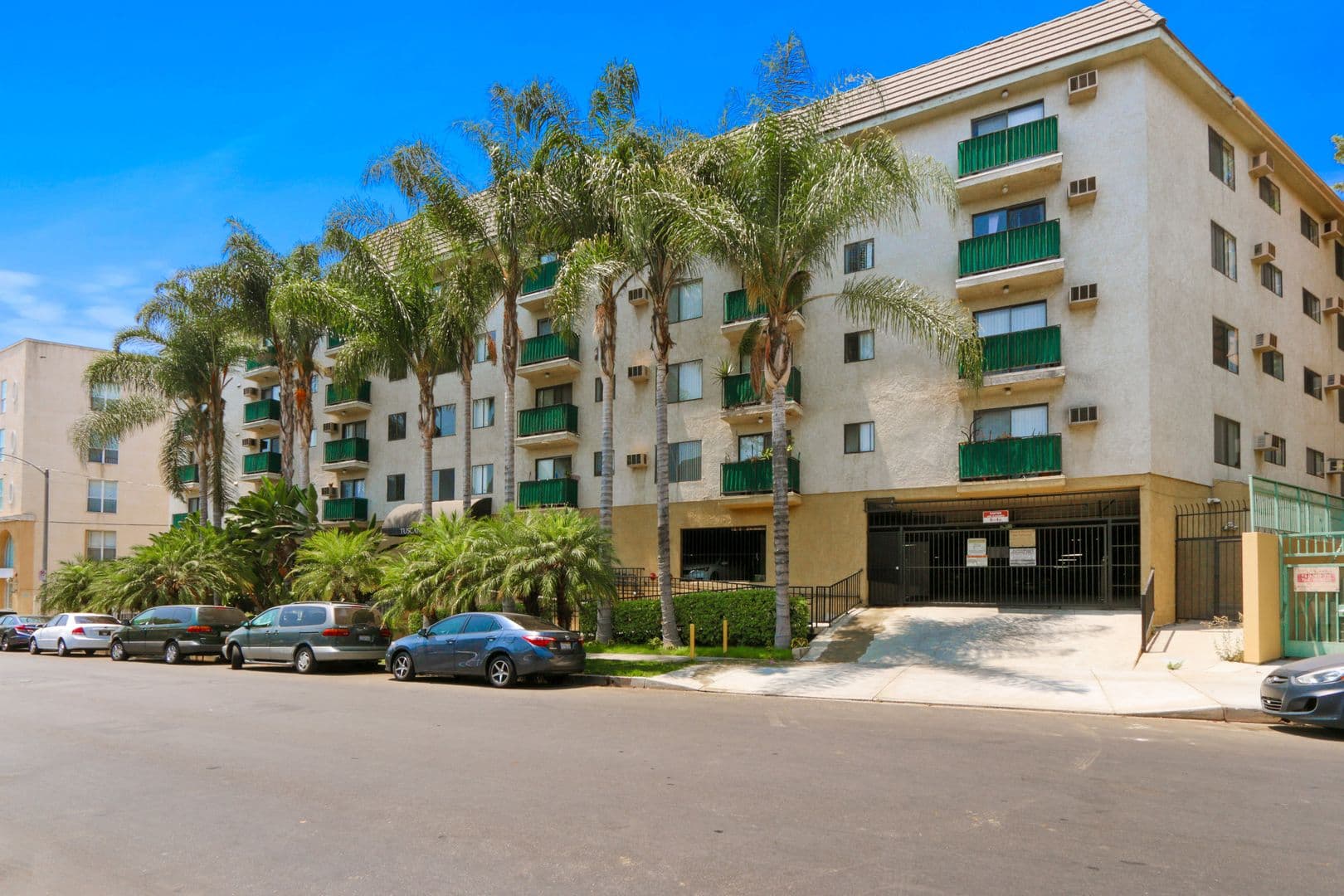 CCA - Columbia Court Apartments LP dba Tuscani Villas 7 of 10