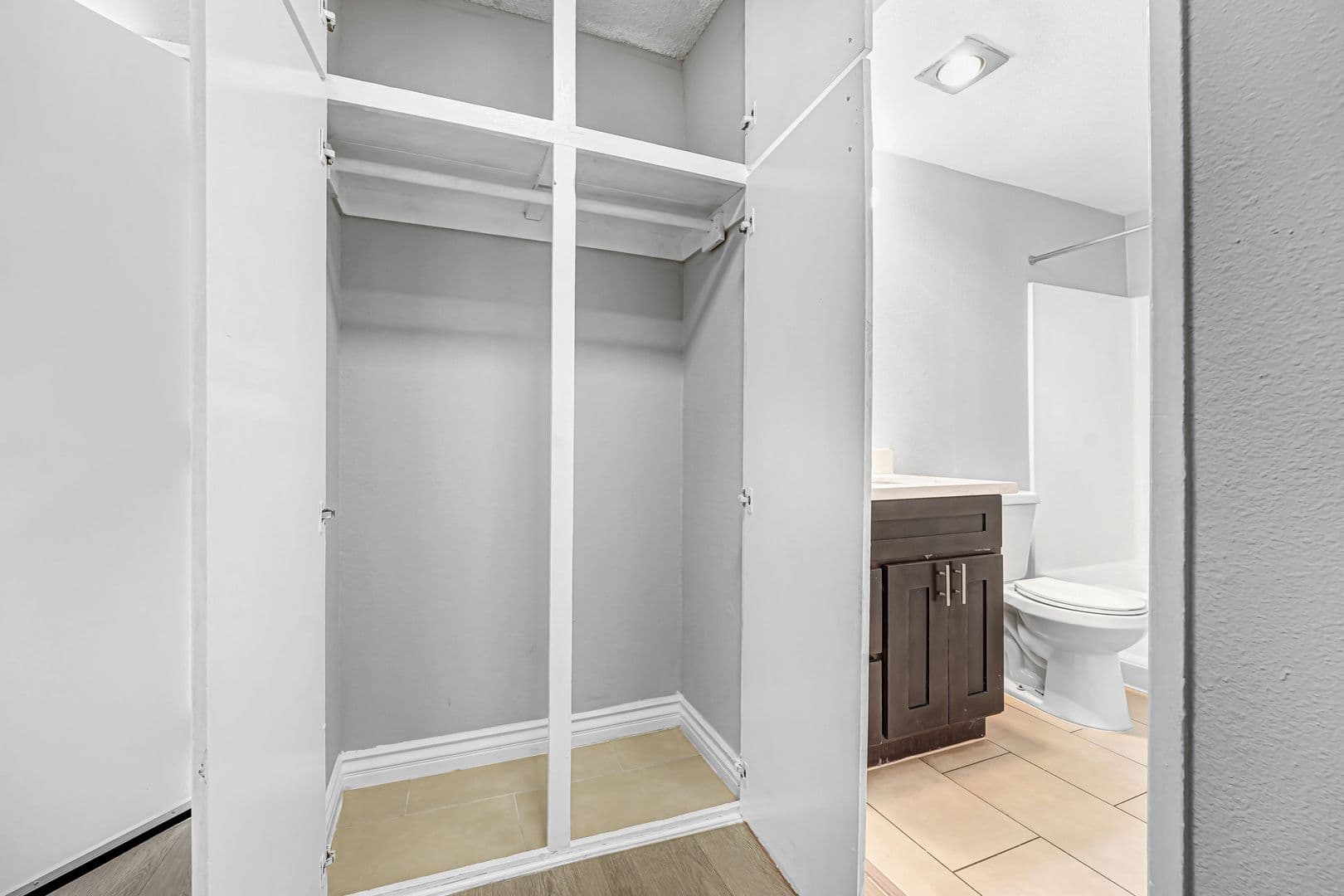 CCA - Columbia Court Apartments LP dba Tuscani Villas 8 of 15