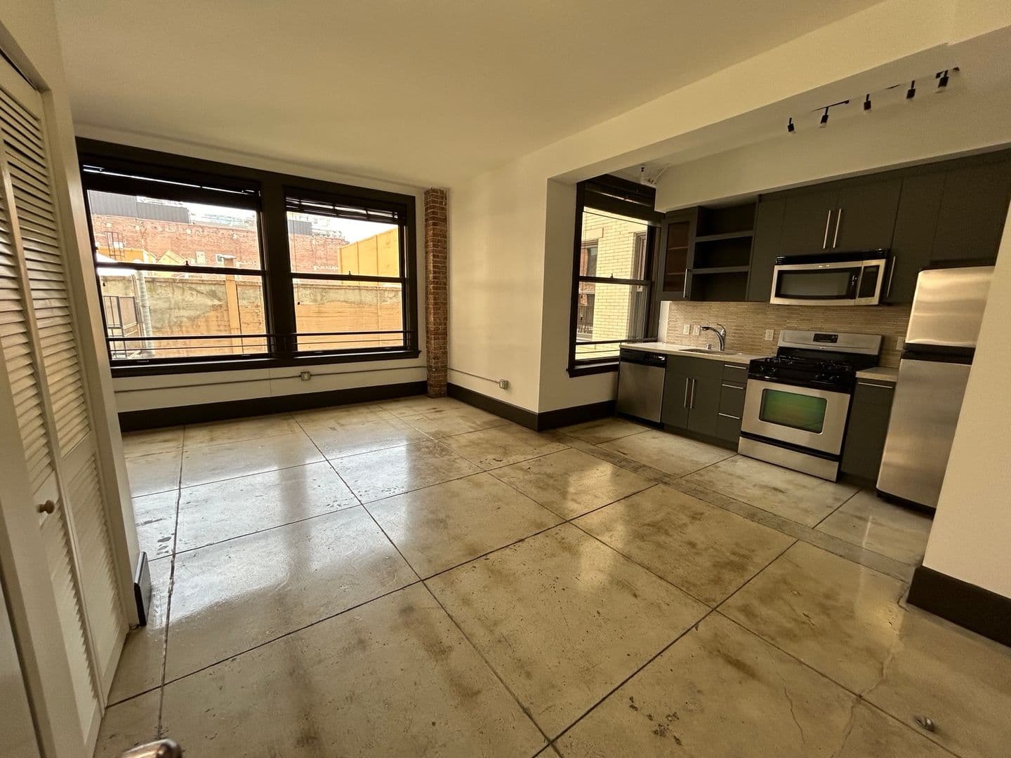 EBI - Eighth & Broadway Investments LLC dba The Chapman 1 of 9
