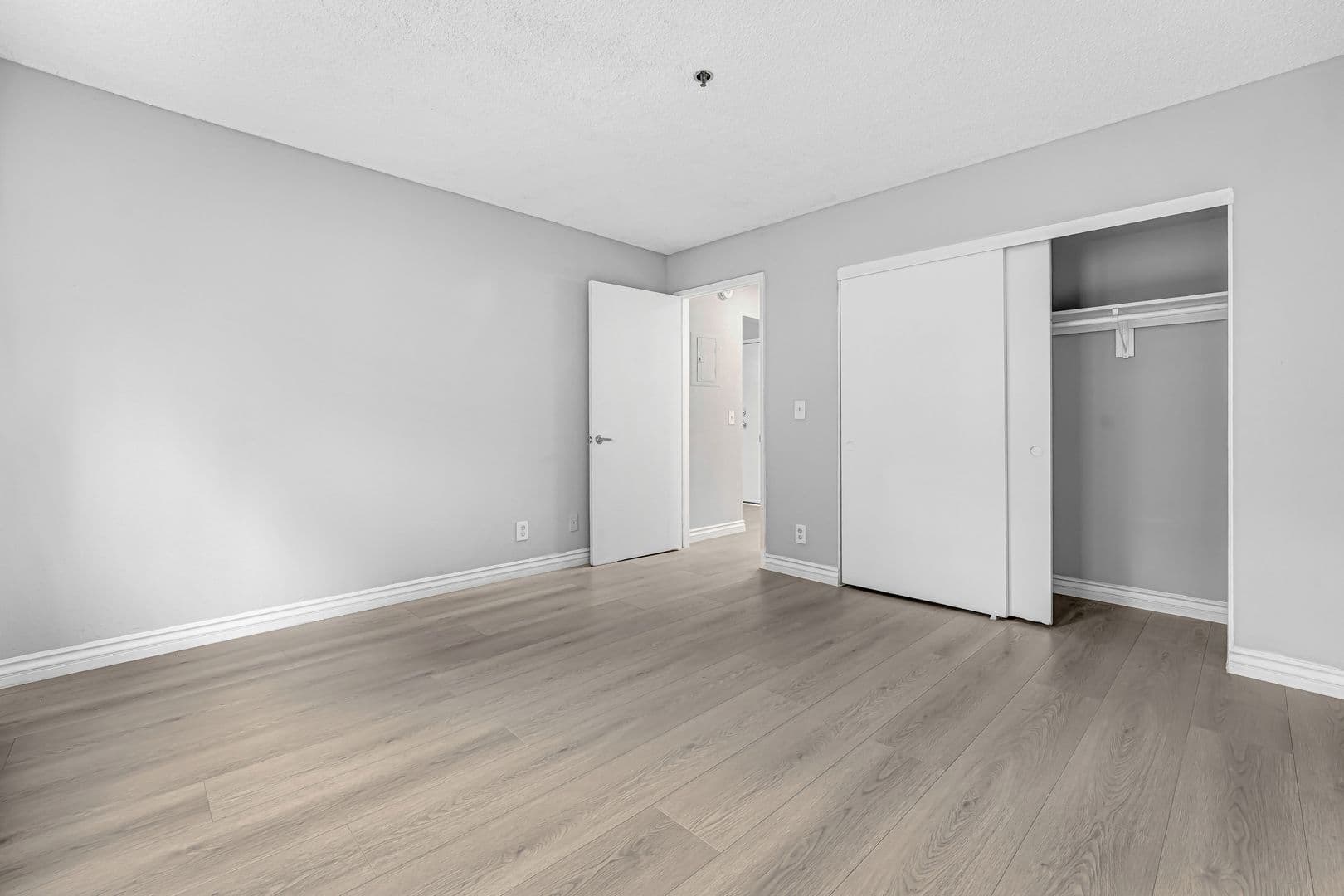 CCA - Columbia Court Apartments LP dba Tuscani Villas 7 of 15