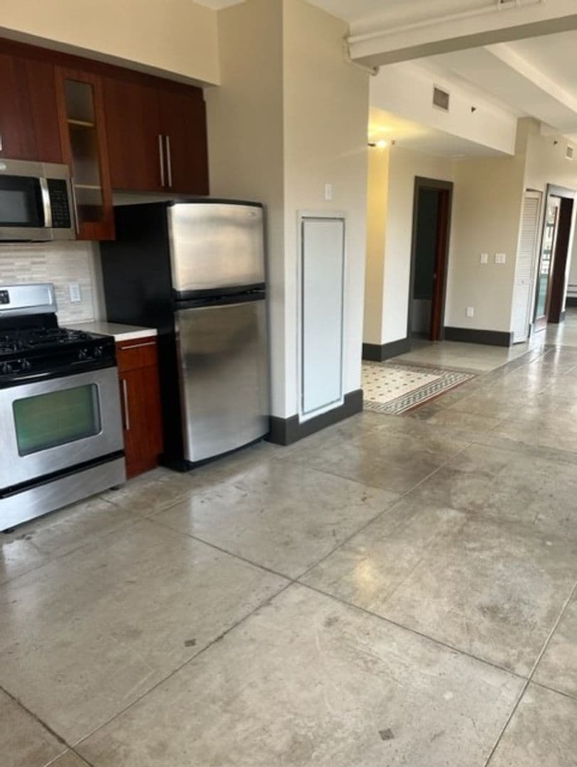 EBI - Eighth &amp; Broadway Investments LLC dba The Chapman 3 of 12