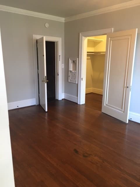 Gray Court Apartments 12 of 16
