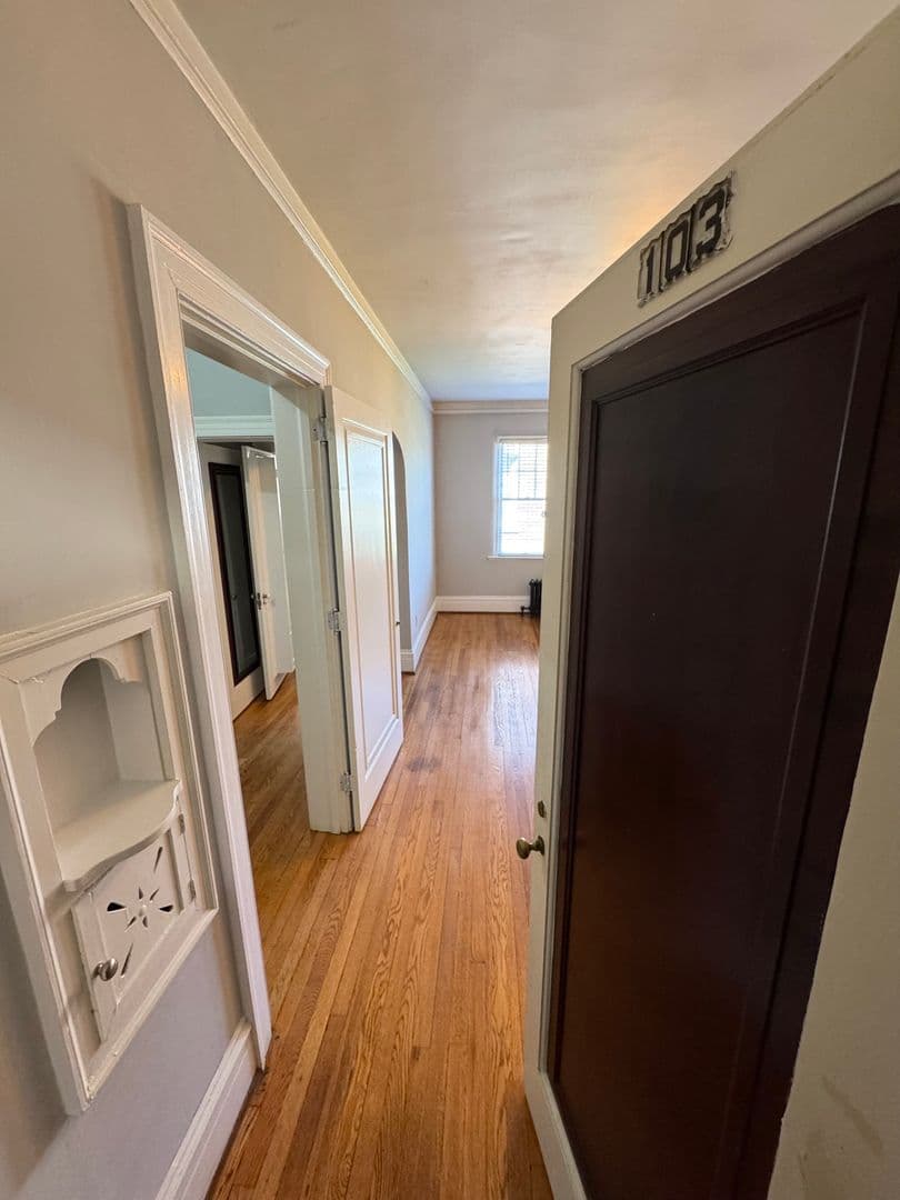 Gray Court Apartments 2 of 16