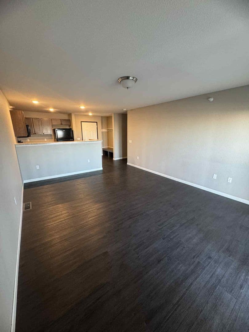 Huntington Village - Sioux Falls LLC 8 of 23