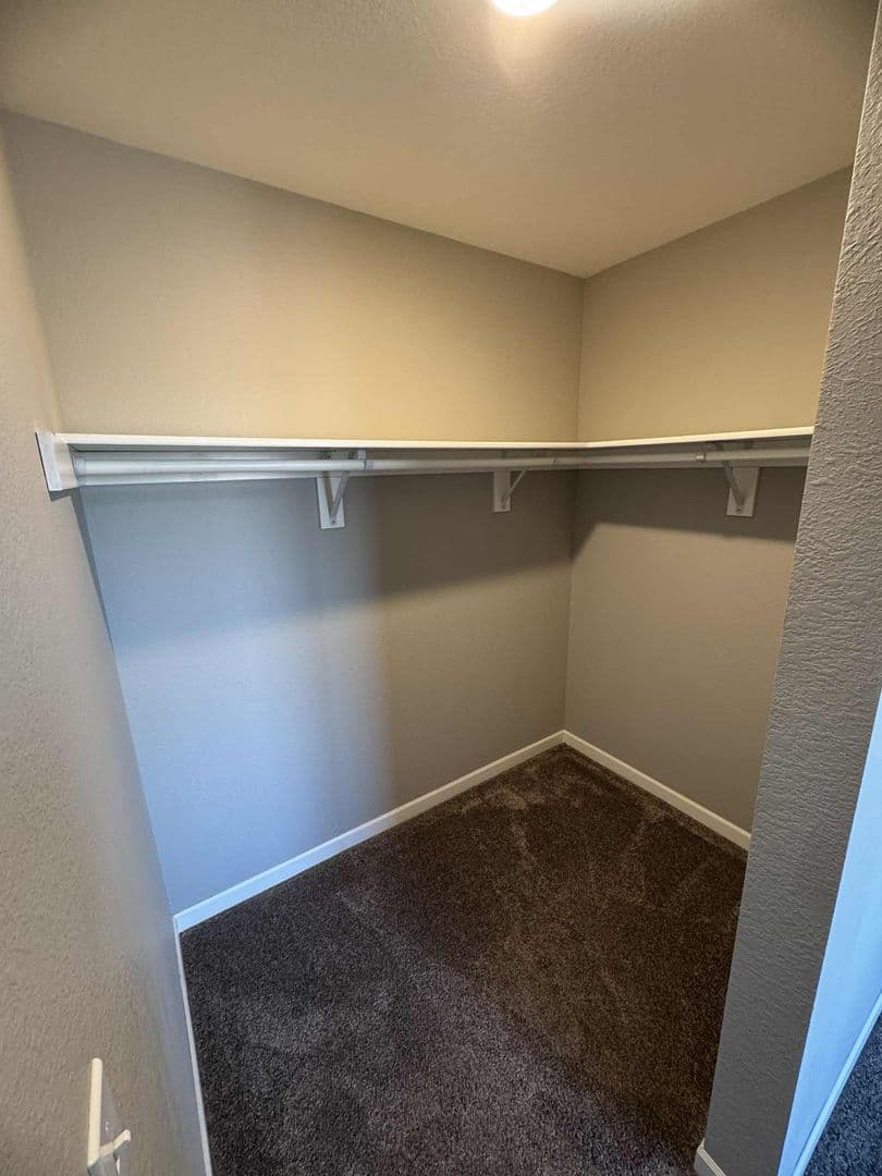Huntington Village - Sioux Falls LLC 17 of 23