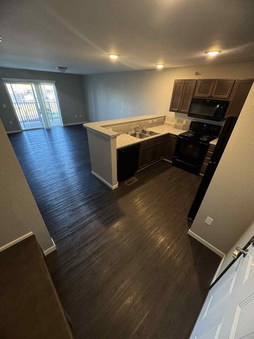 Huntington Village - Sioux Falls LLC 12 of 23