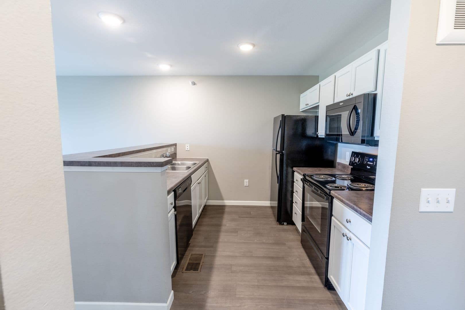Huntington Village - Sioux Falls LLC 1 of 6