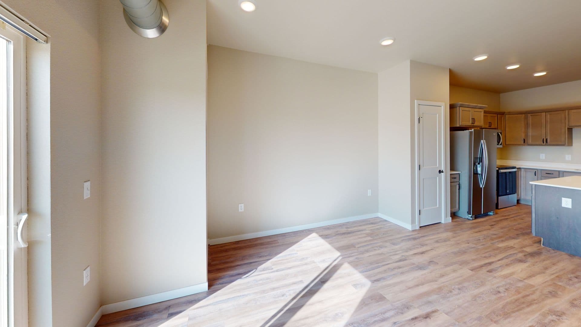 10Bedrock Apartments LLC 4 of 7