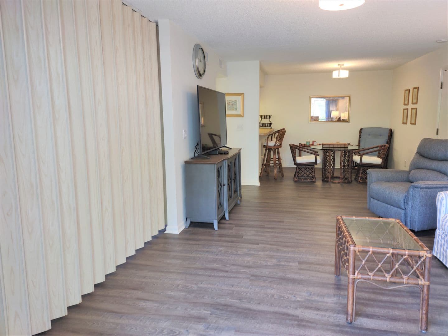 650 Bird Bay Drive E Unit 105 8 of 42