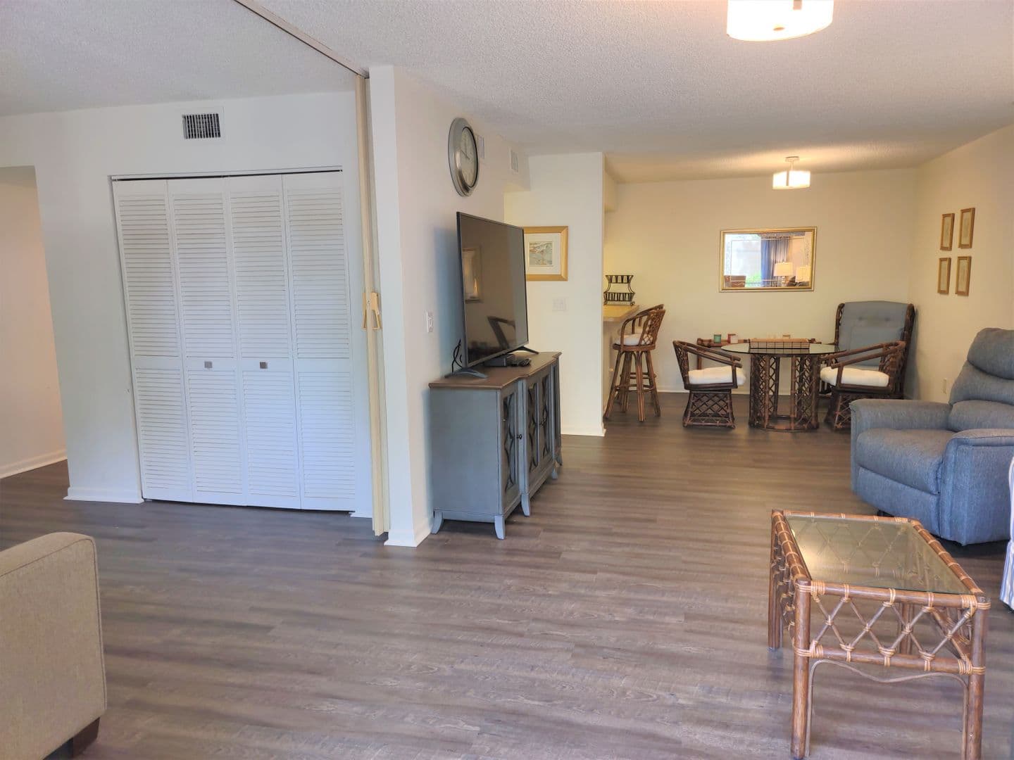 650 Bird Bay Drive E Unit 105 7 of 42