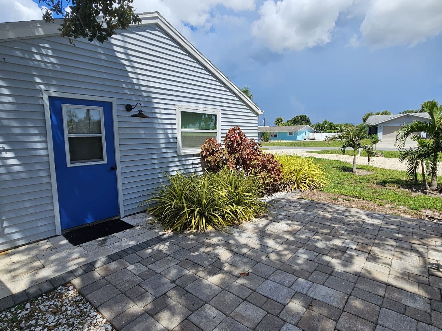 5042 Linda St #A 18 of 24