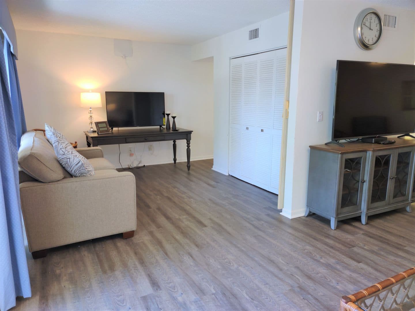 650 Bird Bay Drive E Unit 105 10 of 42
